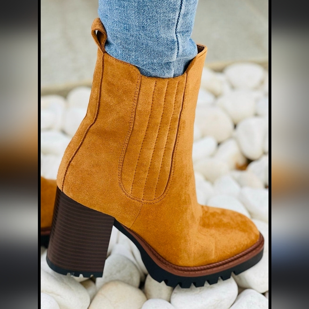 GEOX SUEDE BOOTS